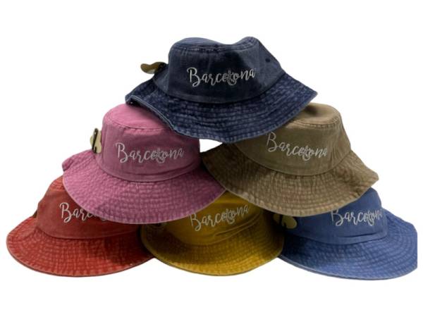 8977467 - Capulina sombrero new design Barcelona