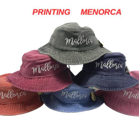 8978513 - Capulina sombrero pastel menorca logo in the midle same 8975259
