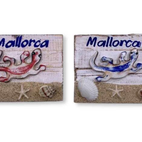7334109 - Etnico iman gecko madera mallorca