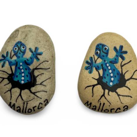 7334360 - Etnico iman piedra gecko mallorca