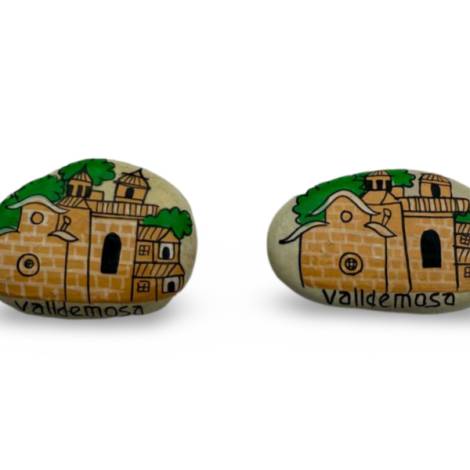 7334370 - Etnico iman piedra valldemosa