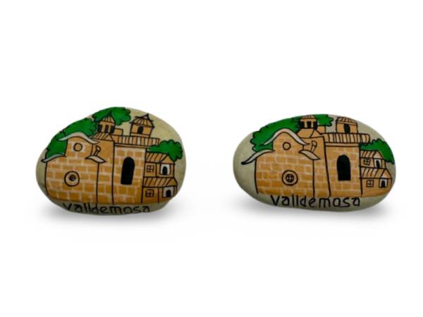 7334370 - Etnico iman piedra valldemosa