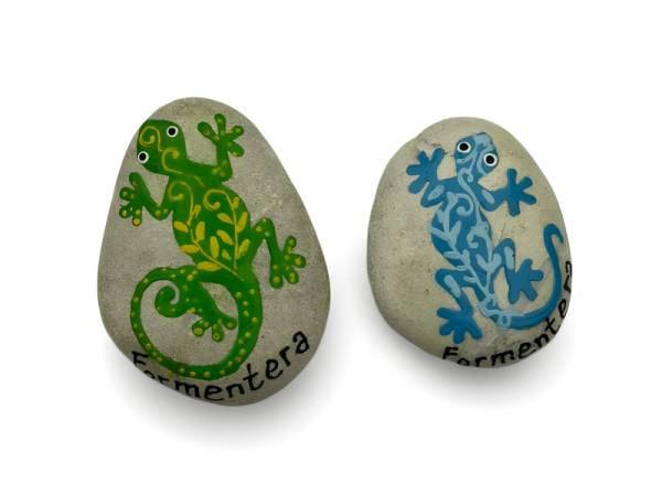 7334393 - Etnico iman piedra lagarto formentera