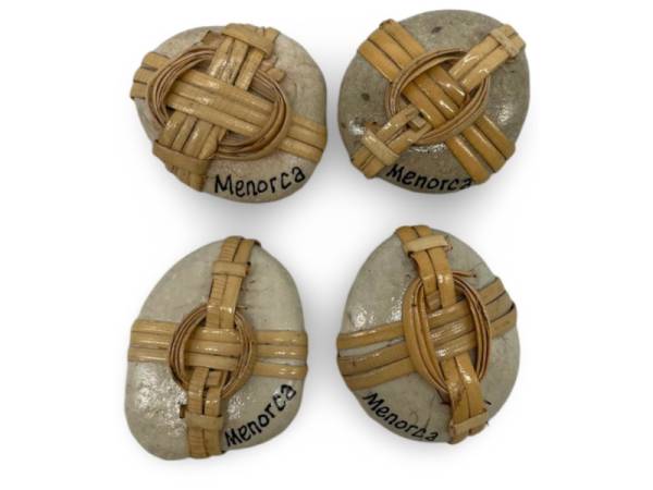 7334587 - Etnico iman piedra suerte japonesa n9 Menorca