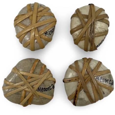 7334597 - Etnico iman piedra suerte japonesa n11 Menorca