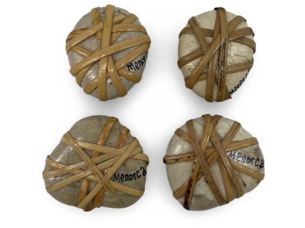 7334597 - Etnico iman piedra suerte japonesa n11 Menorca