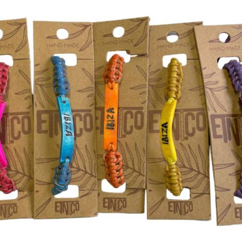 7334913 - Etnico pulsera hueso colores vir Ibiza