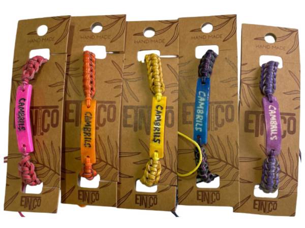 7335069 - Etnico pulsera hueso colores vir Cambrils