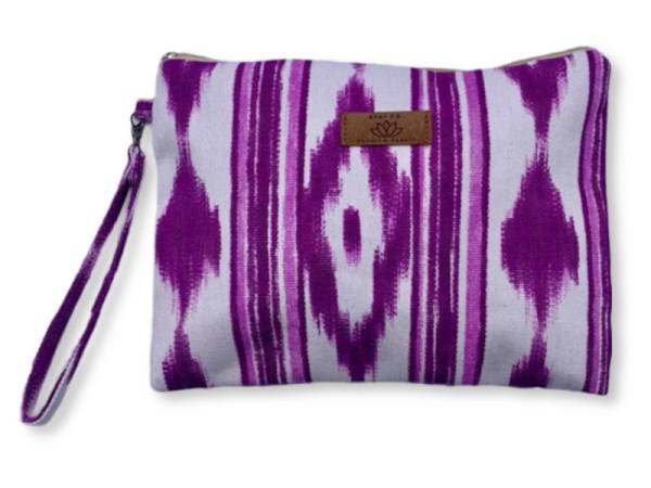 8977036 - LLengos neceser grande 28x20 lila
