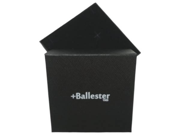 8978342 - Caja bisutería 9x9x3.5cm black color. inside sponge one face black one face white color