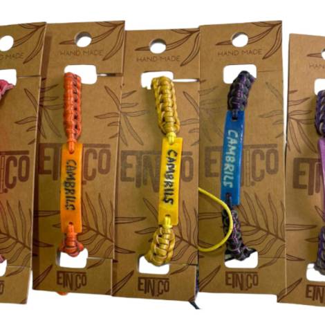7335069 - Etnico pulsera hueso colores vir Cambrils