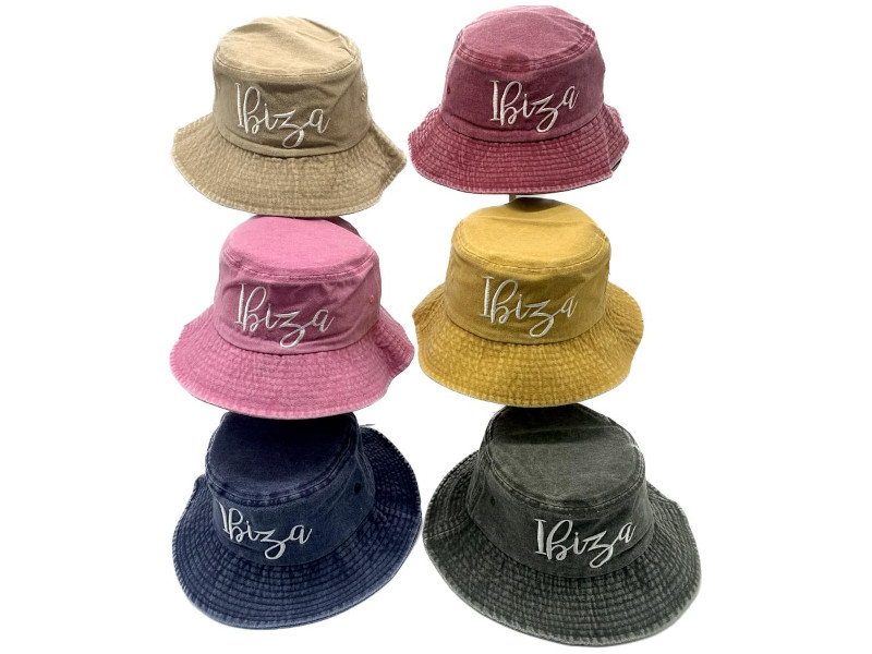 8975421 - Capulina sombrero pastel ibiza logo right side